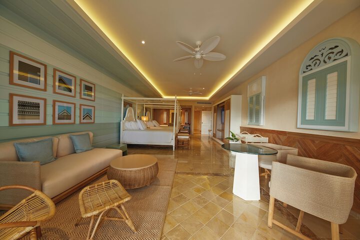 Room 10 of 125