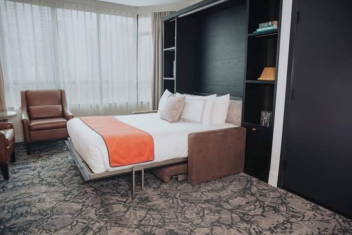 Room 20 of 94