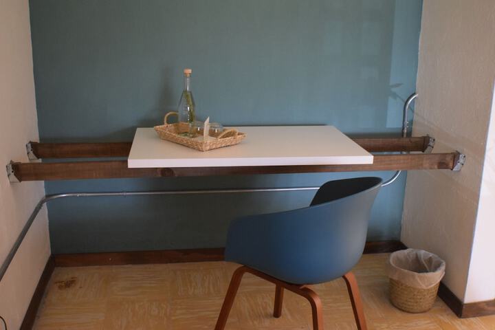 Room 23 of 61