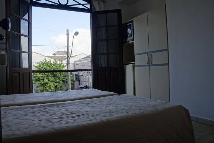 Room 7 of 20
