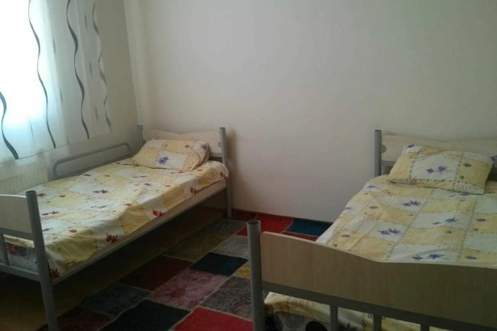 Room 2 of 13