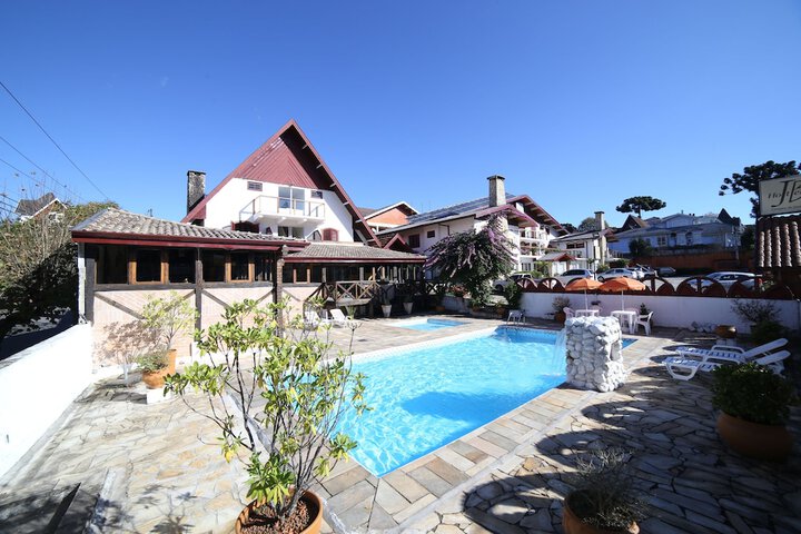 Pool Hotel