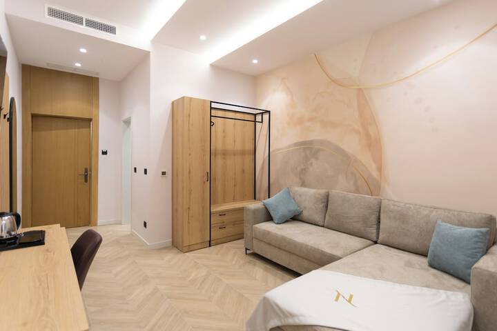 Room 70 of 249
