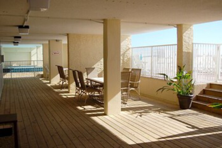 Terrace/Patio 6 of 33