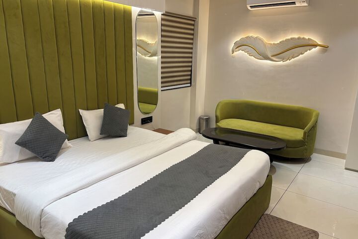 Room 14 of 56