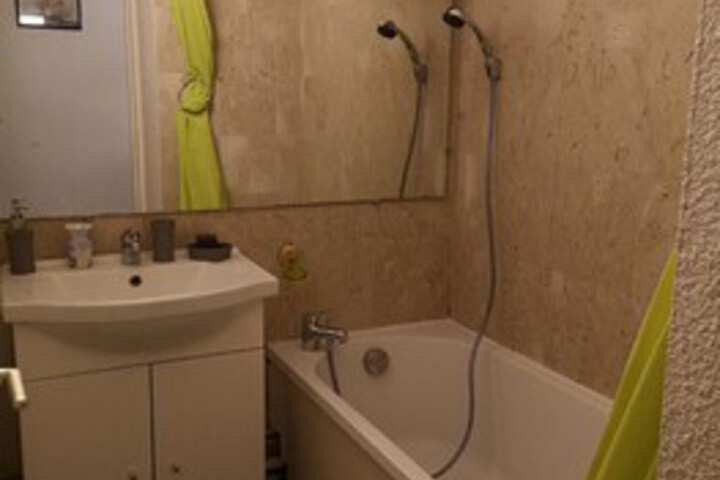 Room 3 of 12