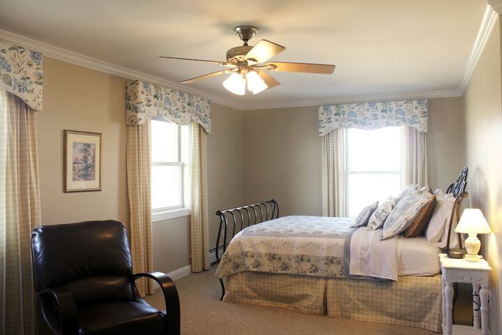 Room 7 of 40