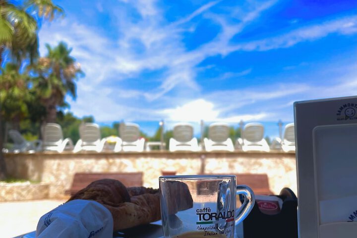 Breakfast/Coffee Service 33 of 50