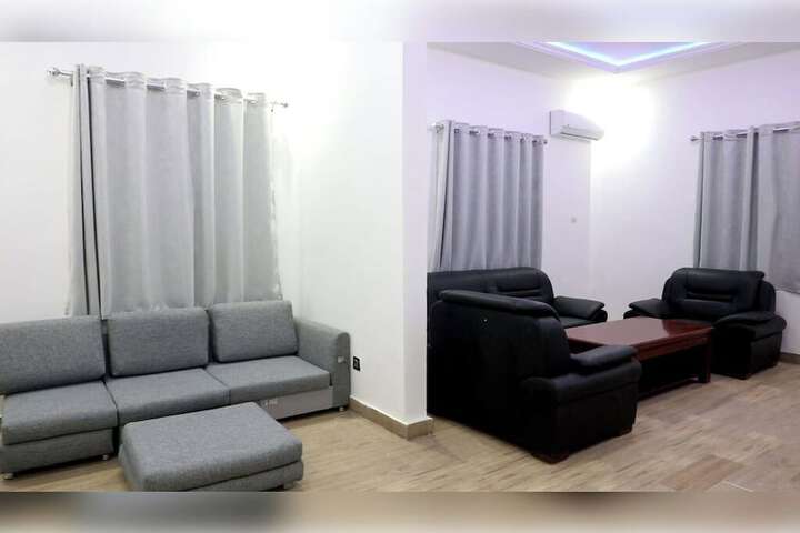 Room 9 of 19