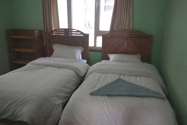 Room 26 of 66