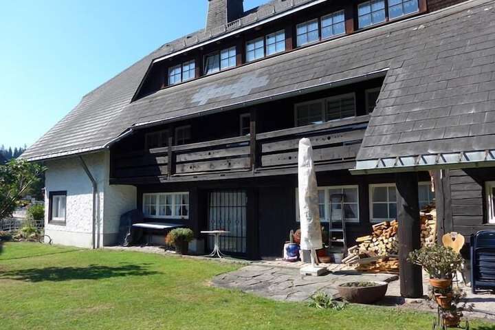 Hotel Exterior 62 of 73