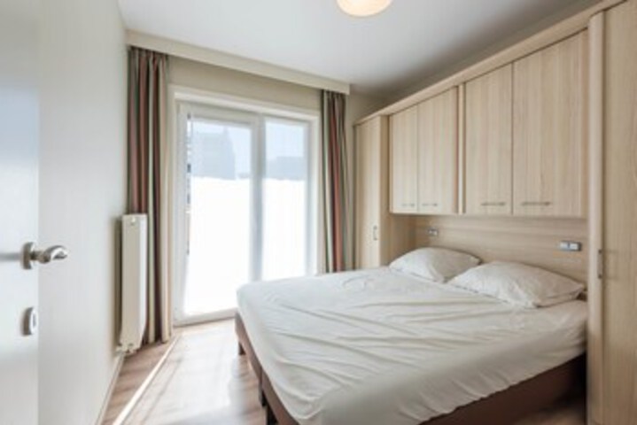 Room 4 of 15