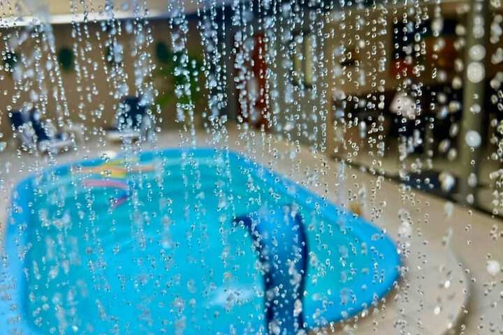 Pools & Facilities