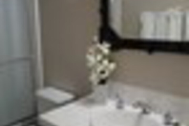 Room 62 of 111