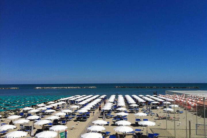 Beach 42 of 52