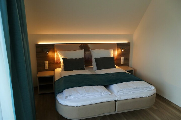 Room 18 of 64