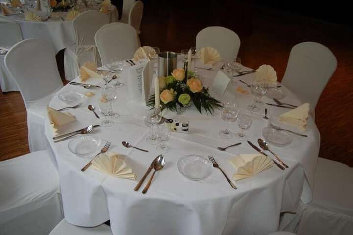 Ballroom/Hall 21 of 25