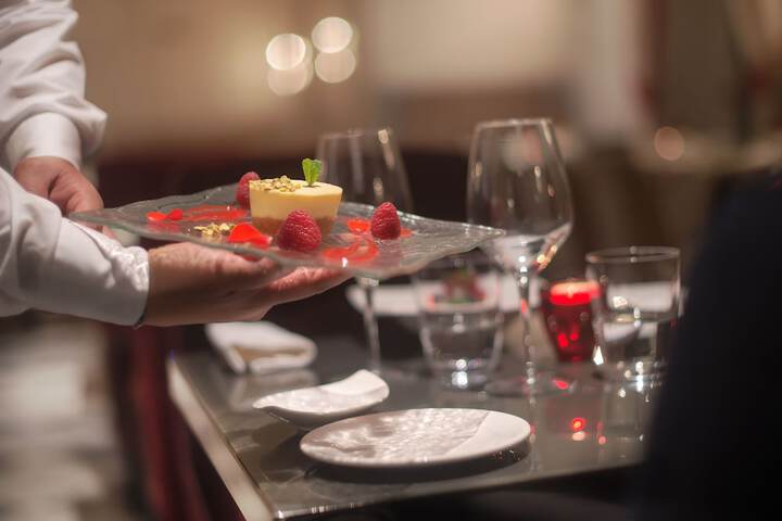 Dining 86 of 111