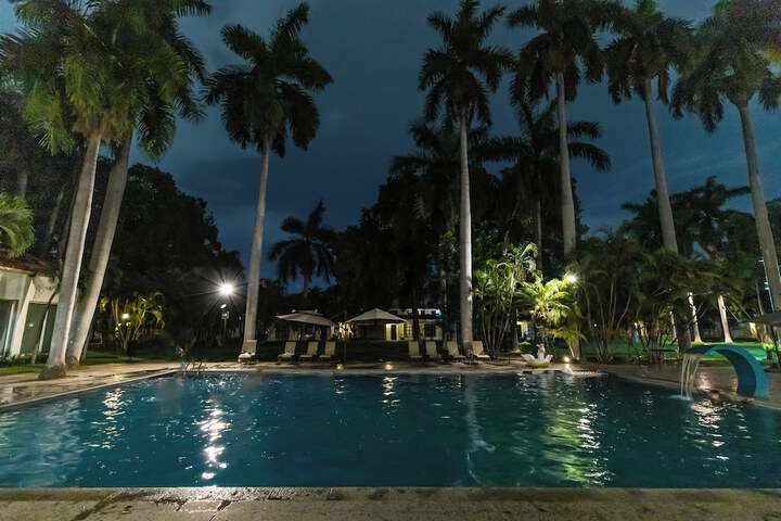 Pool 84 of 179