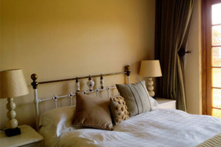 Room 13 of 32