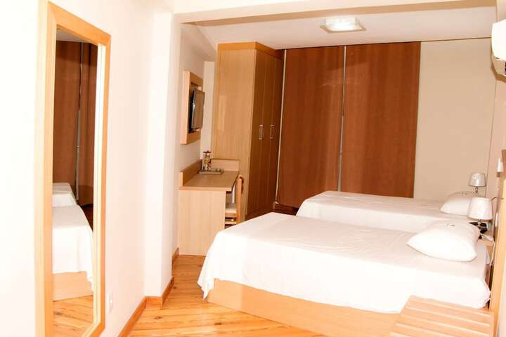 Room 30 of 58