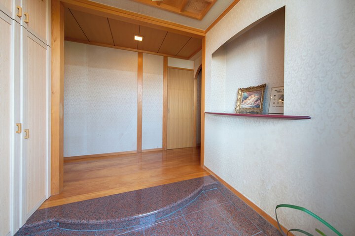 Room 25 of 84