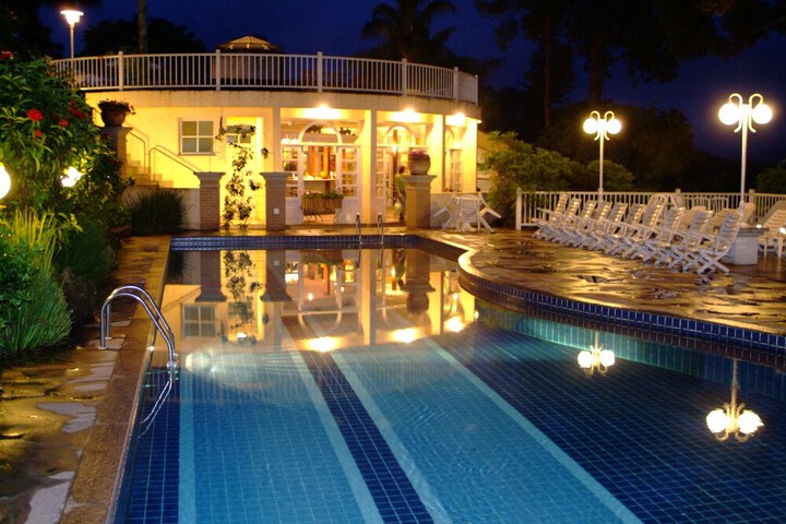 Pool 30 of 60