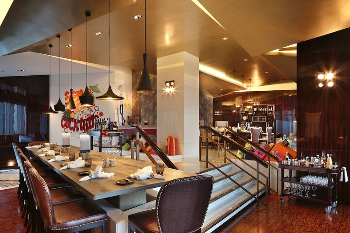 Dining 167 of 229