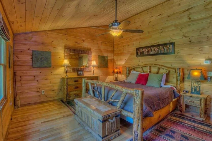 Room 3 of 22