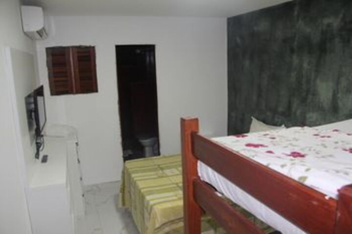 Room 16 of 42