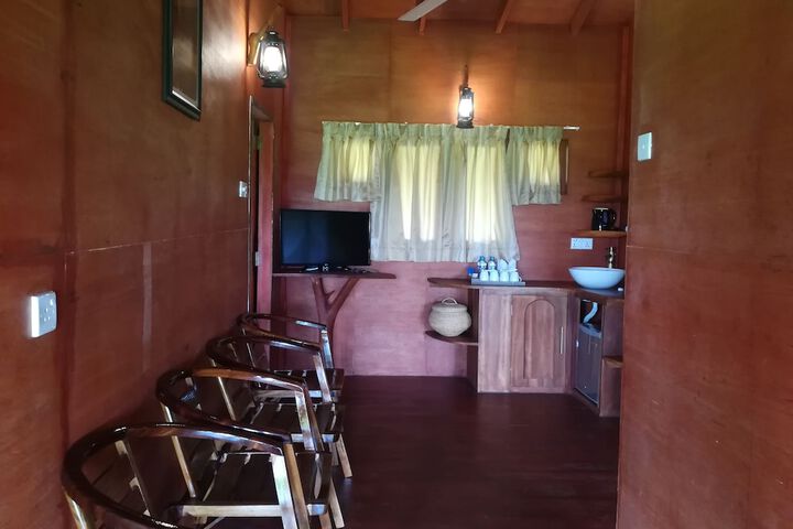 Room 44 of 118