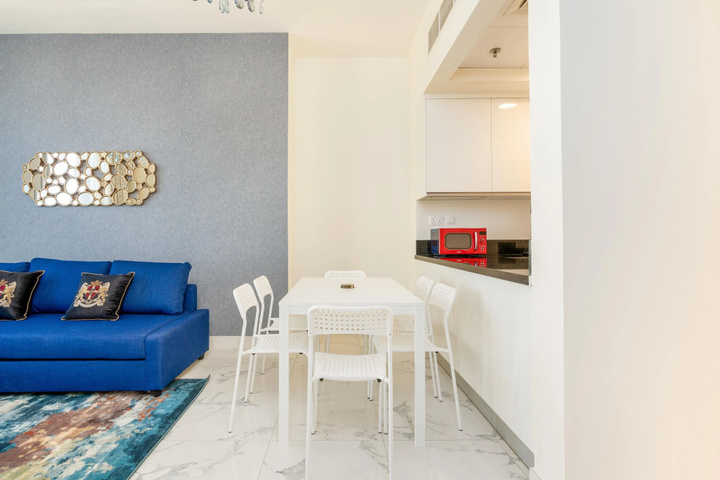 Room 3 of 16