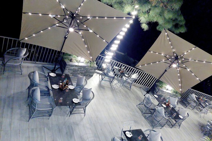 Dining 100 of 137