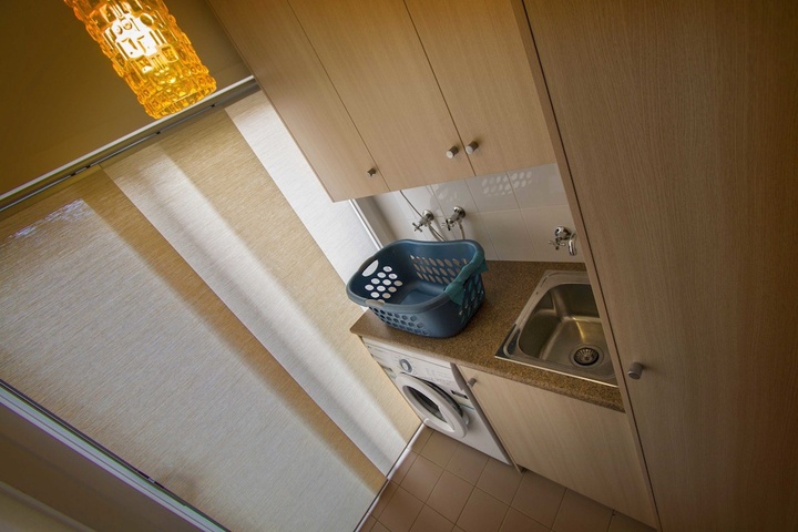 Room 5 of 11