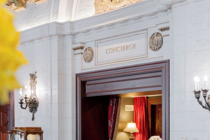 Concierge desk