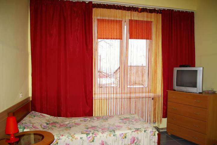Room 5 of 25