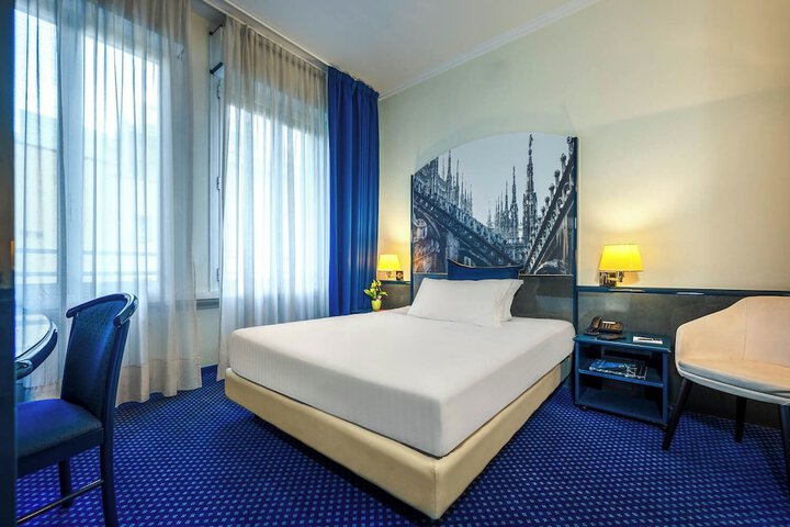 Room 47 of 93