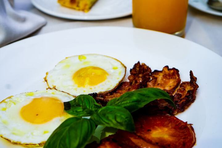 Breakfast/Coffee Service 61 of 104