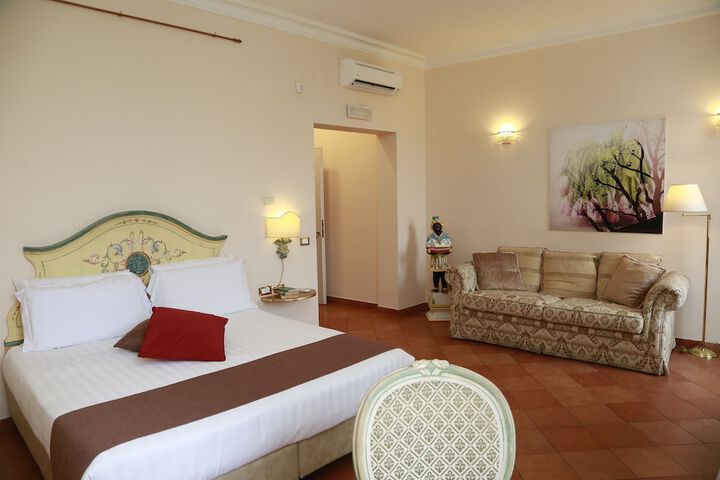Room 30 of 73