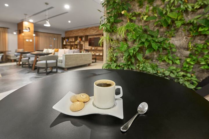 Breakfast/Coffee Service 40 of 45