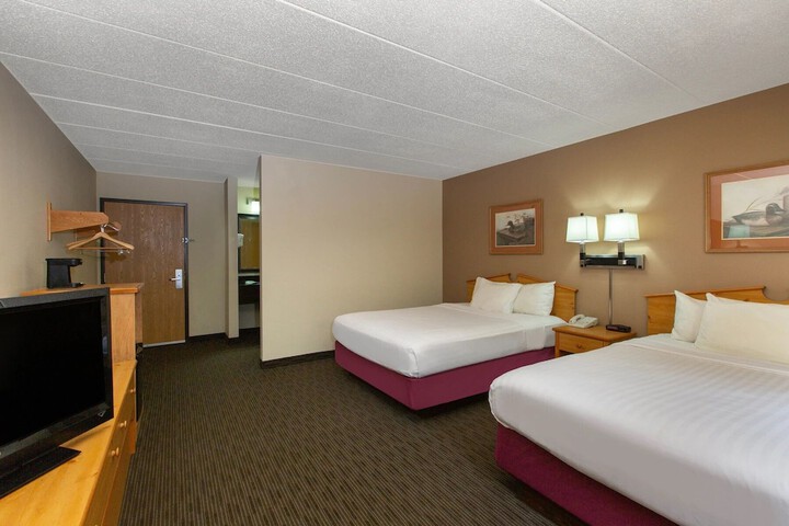 Room 9 of 55