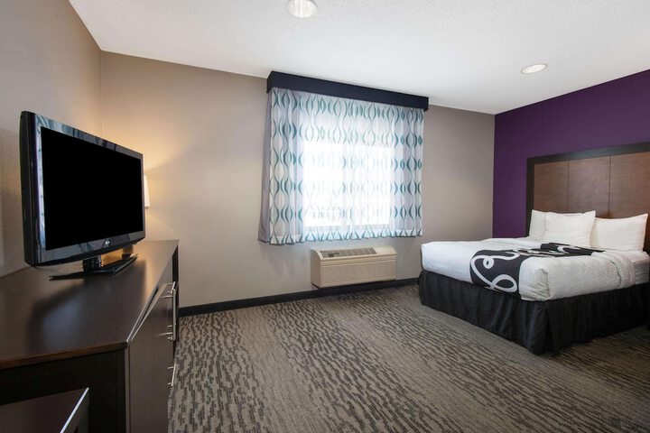 1 Double Bed (4 of 14)