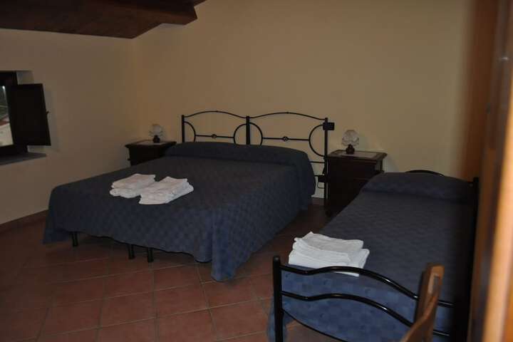 Room 27 of 50