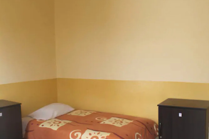 Room 7 of 10