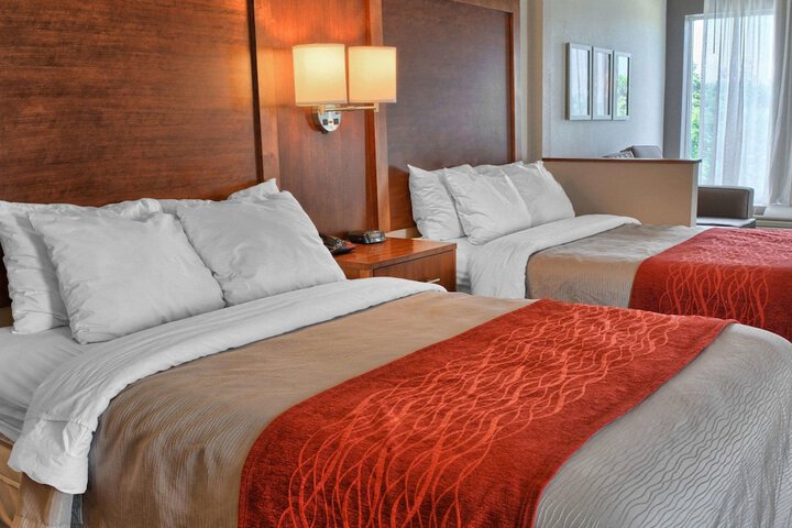 Double Accessible King Size Bed (9 of 11)