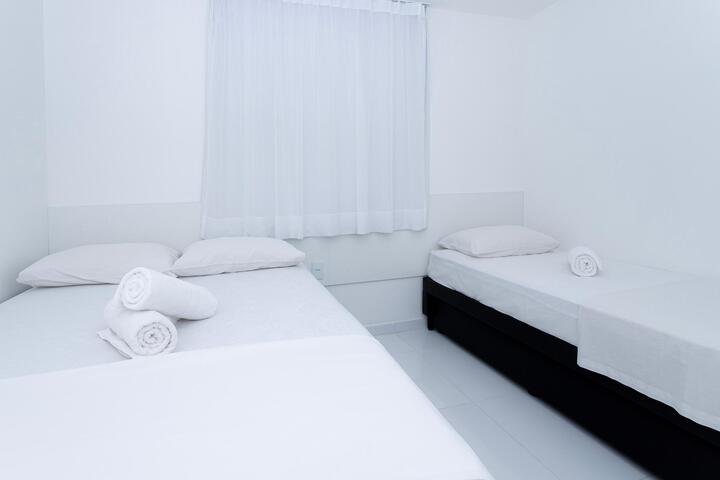 Room 16 of 30