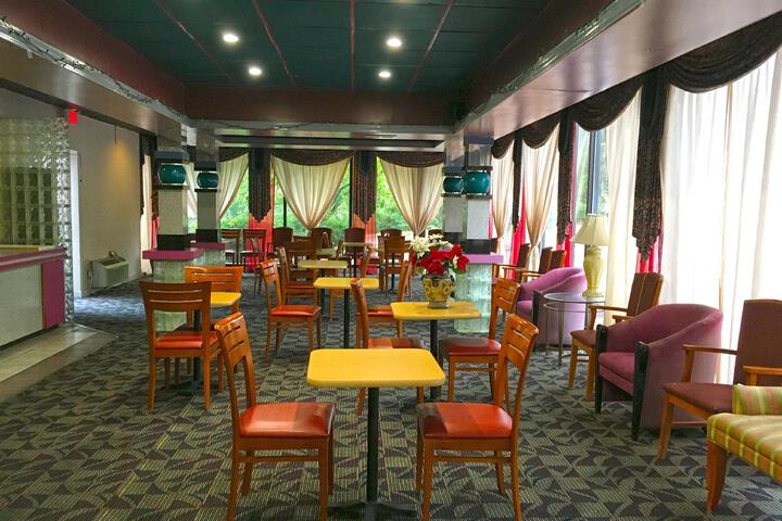 Hotel Interior 6 of 12