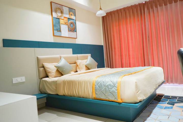 Room 3 of 89