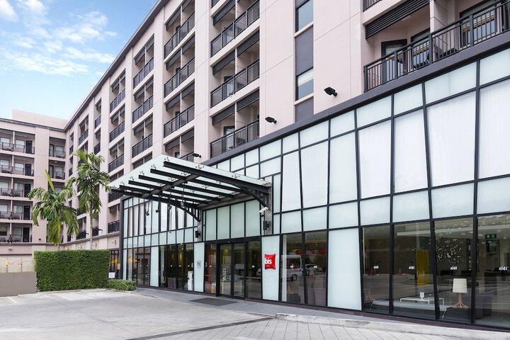 Hotel 53 of 62