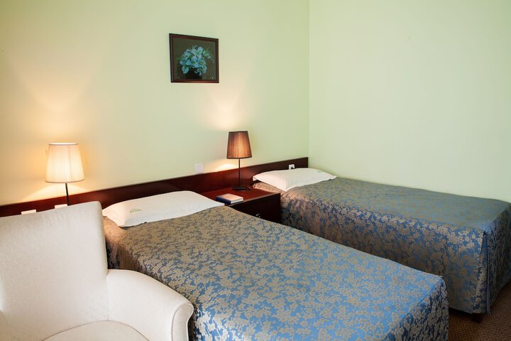 Room 5 of 49